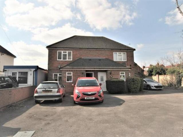 Apartment for rent in Reading