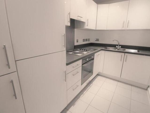 Apartment for rent in Uxbridge, Greater London
