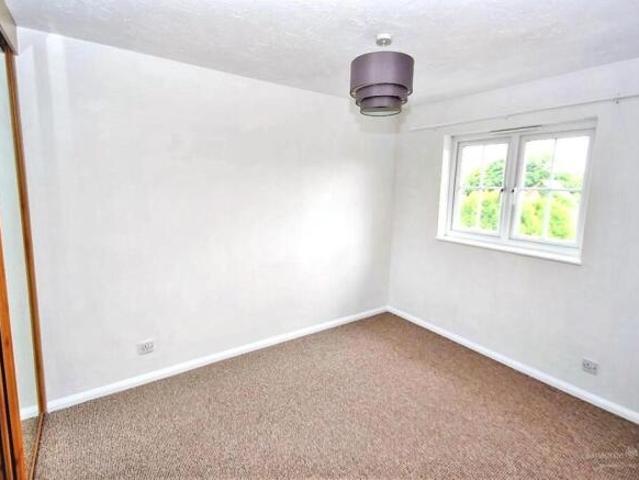 Apartment for rent in South Lane, West Yorkshire