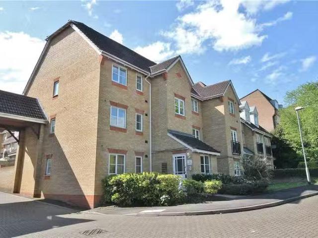 Apartment for rent in Mount Hermon, Woking
