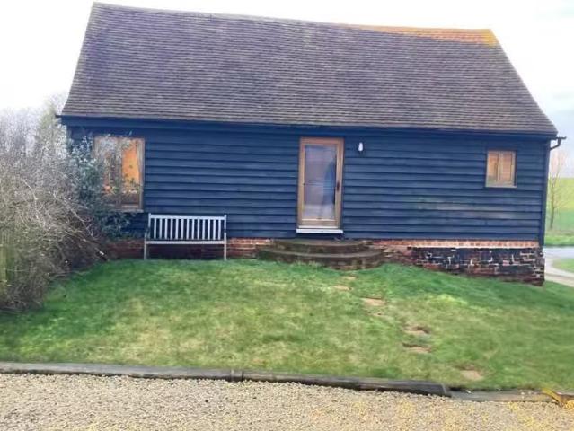 Apartment for rent in Chelmondiston, Suffolk