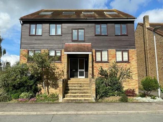 House for rent in Lyons, Greater London