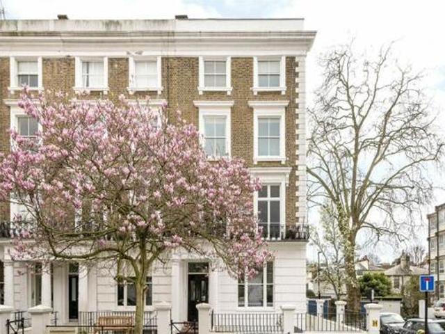 House for sale in Lyons, Greater London