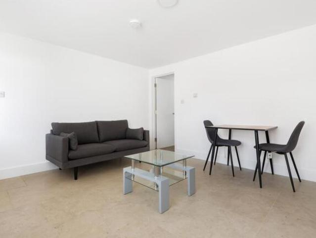 Apartment for rent in Reading