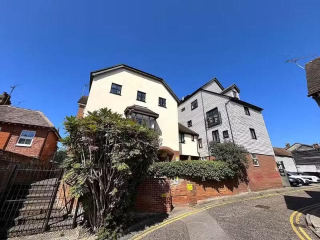 Apartment for rent in Chipping Hill