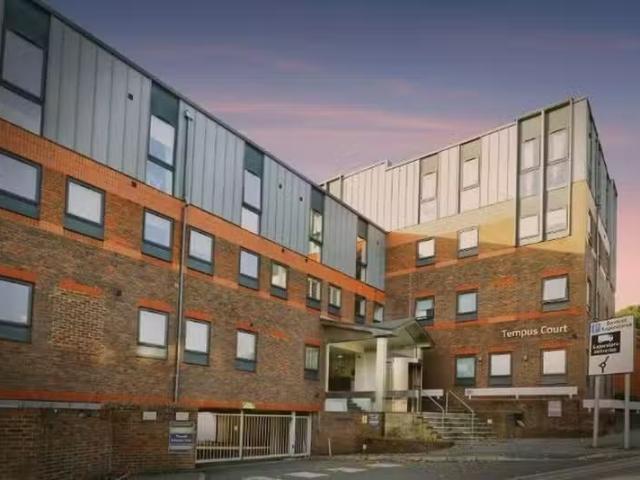 Apartment for rent in Downley, Buckinghamshire