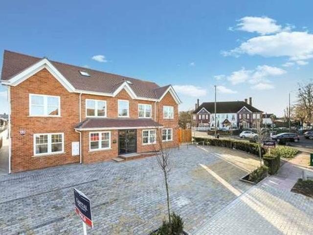 House for rent in Lyons, Greater London