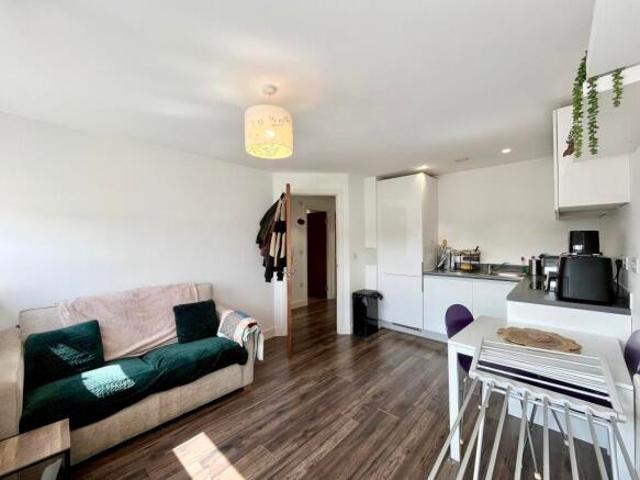 Apartment for rent in Blackpole, Worcestershire