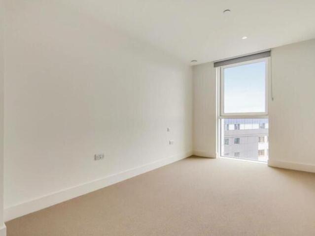 Apartment for rent in Brentford, Greater London