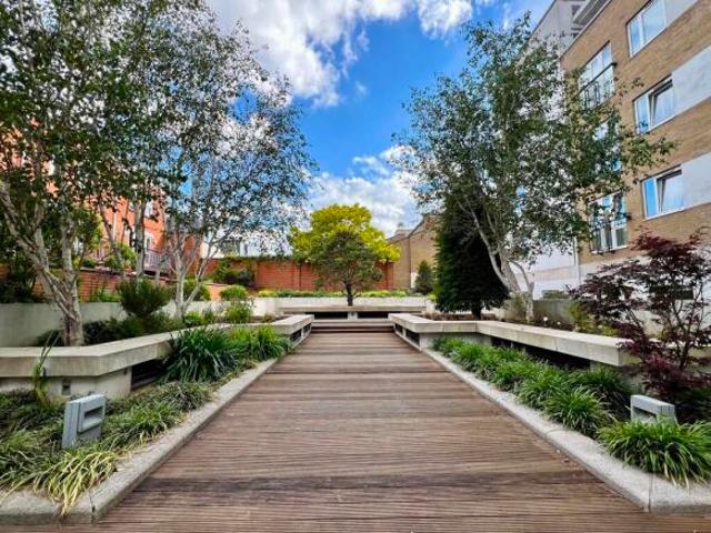 Apartment for rent in Cat Hill