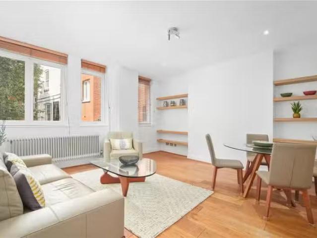 Apartment for rent in Blackfriars, Lyons