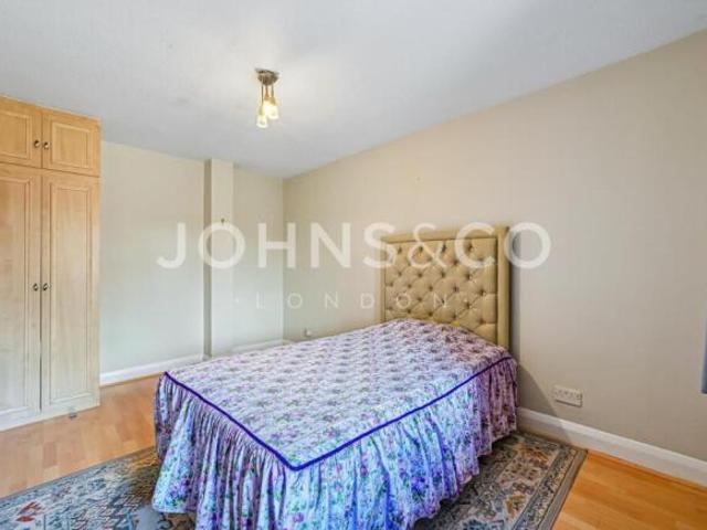 Apartment for rent in Brentford, Greater London