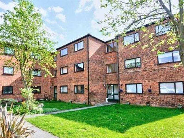 House for rent in Broxbourne, Hertfordshire