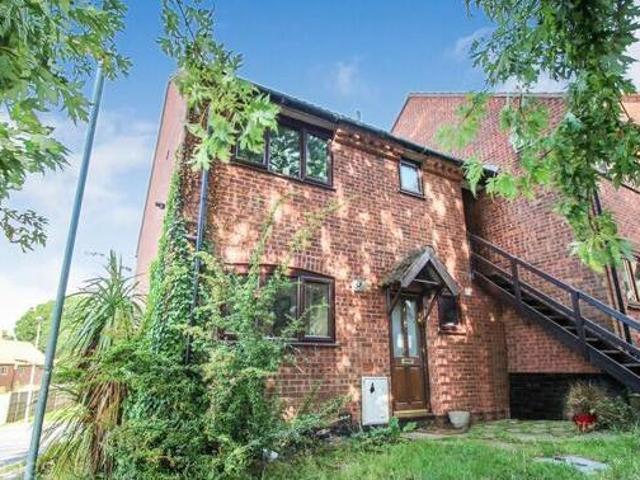 House for rent in Lyons, Greater London