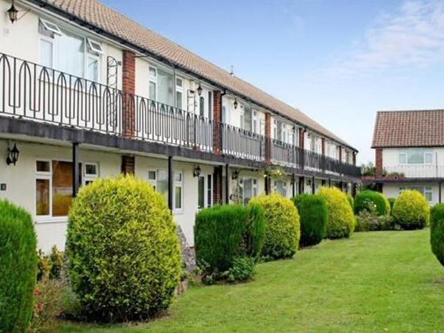 House for rent in World's End, Perryfields