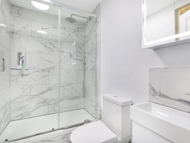 Apartment for rent in Camberwell, Greater London