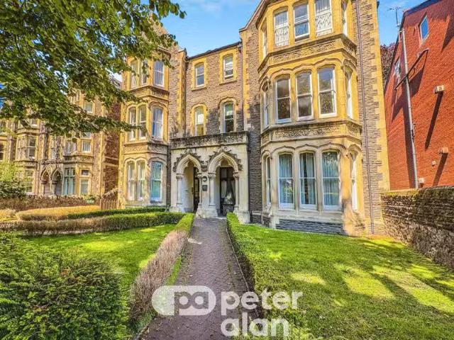 Apartment for rent in Falcon Lodge, Wales