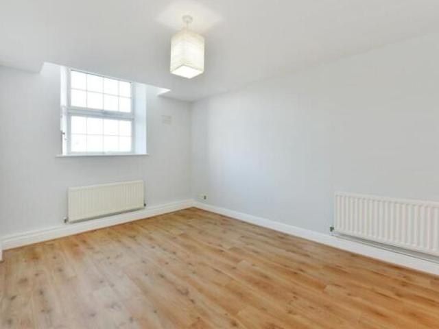 Apartment for rent in Cat Hill