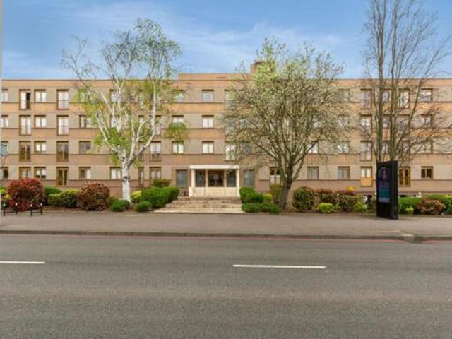 House for rent in Surrey
