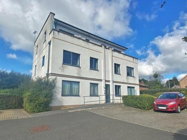 House for rent in Rowanfield, Golden Valley