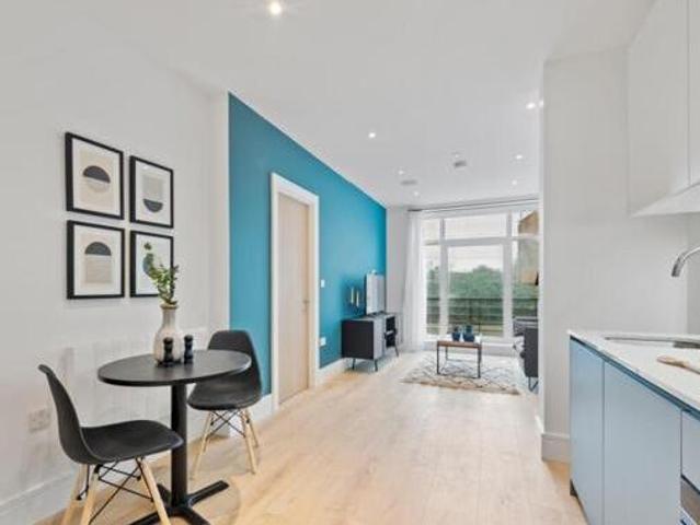 House for rent in Chertsey, Runnymede