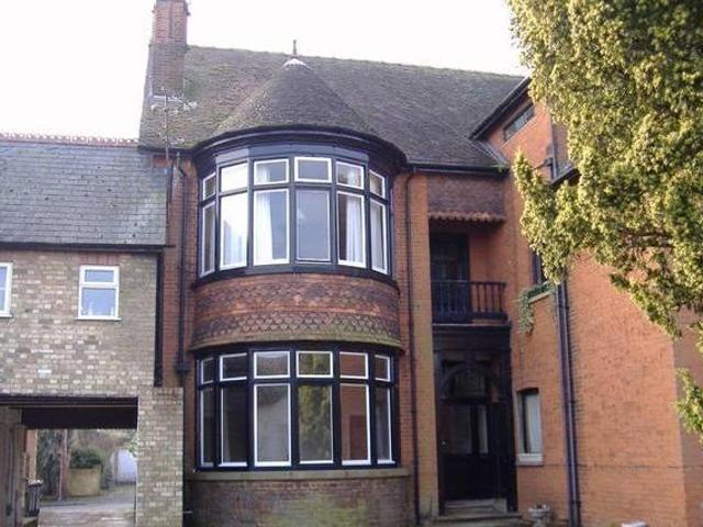 House for rent in Lyons, Greater London