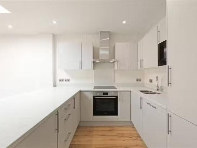 Apartment for rent in Enfield, Greater London