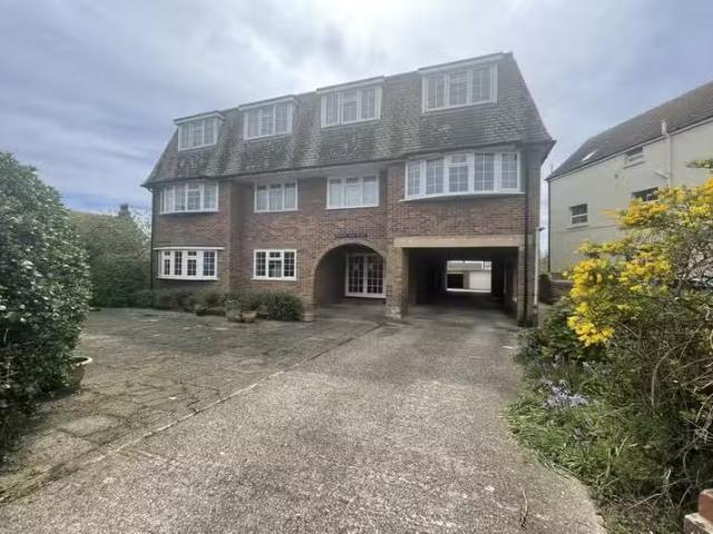 Apartment for rent in Seaford, Iford