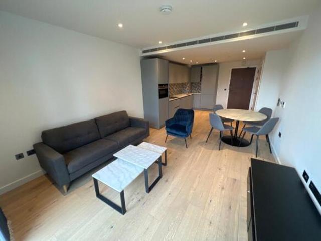 Apartment for rent in South Lane, West Yorkshire