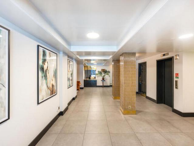 Apartment for rent in South Lane, West Yorkshire