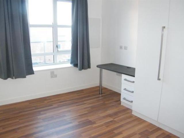 Apartment for rent in Erskine, Scotland