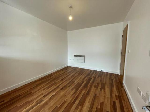 Apartment for rent in Erskine, Scotland