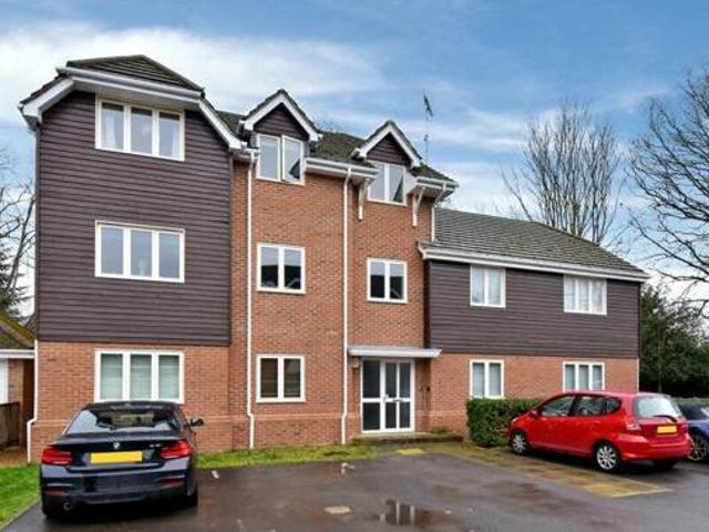 House for rent in Blackhills, Surrey