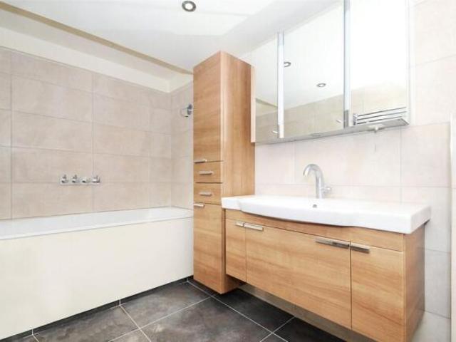 Apartment for rent in Cat Hill