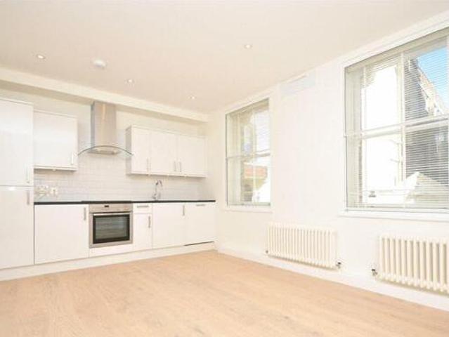 House for rent in Lyons, Greater London