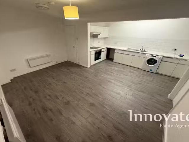 Apartment for rent in Rounds Green, Oldbury