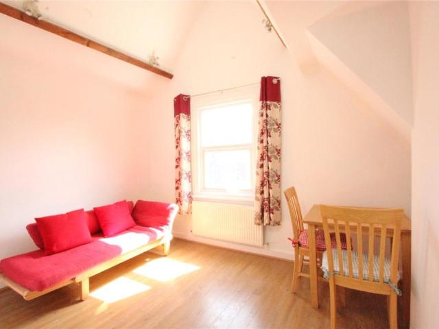 Apartment for rent in Finchley