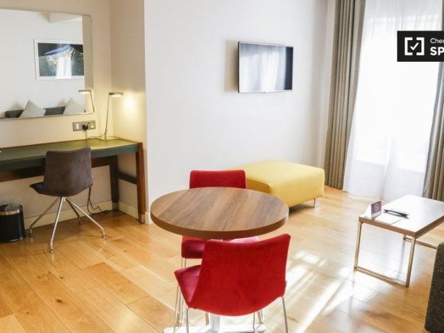 Apartment to rent in Bluebell, North Tipperary