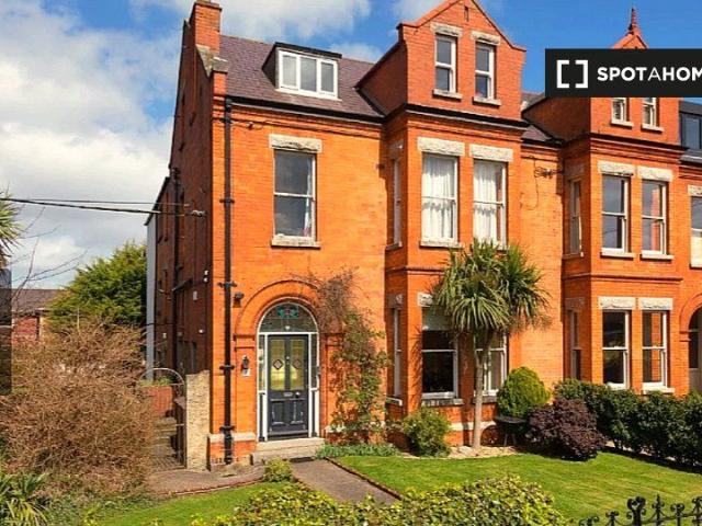 Apartment to rent in Blackrock