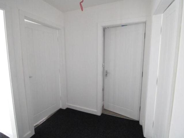 Apartment for rent in Hollinwood, Pendock