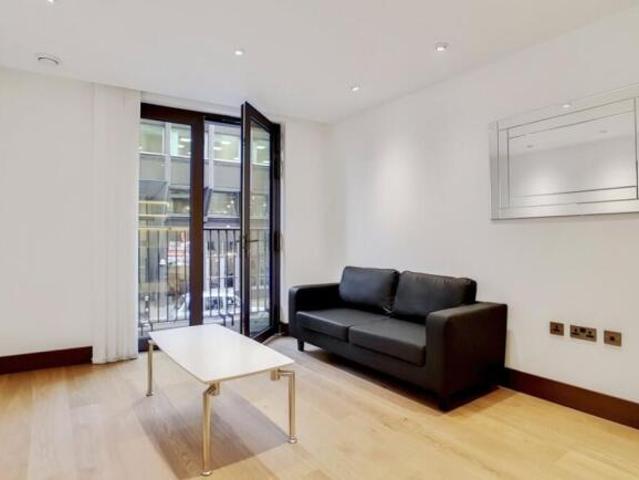 Apartment for rent in South Lane, West Yorkshire