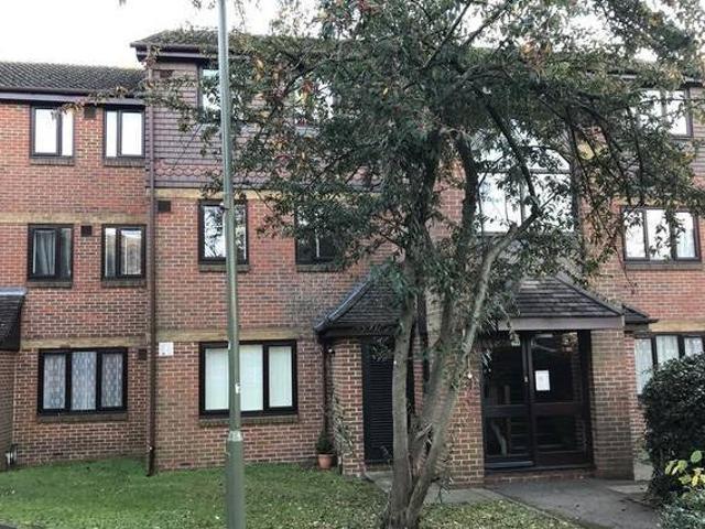 House for rent in Surrey
