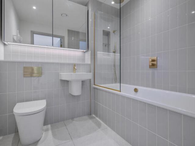 Apartment for rent in Cat Hill, England