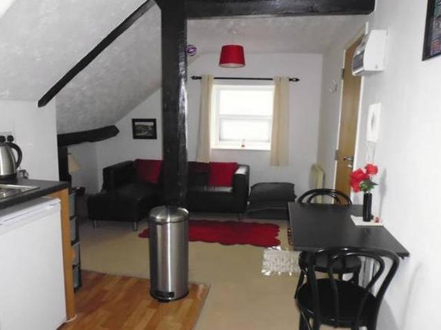 House for rent in Froggatt, East Midlands