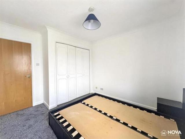 Apartment for rent in Spring Park, Luton