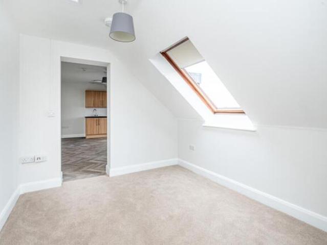 Apartment for rent in Marston, The Slade