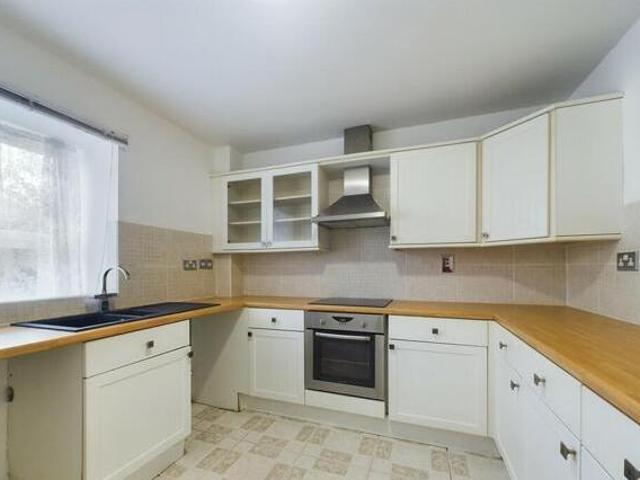 House for rent in Follaton, Strode
