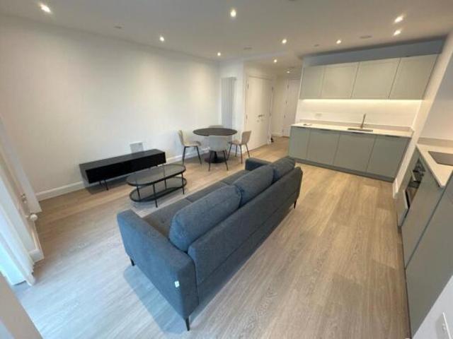 Apartment for rent in Cat Hill, England