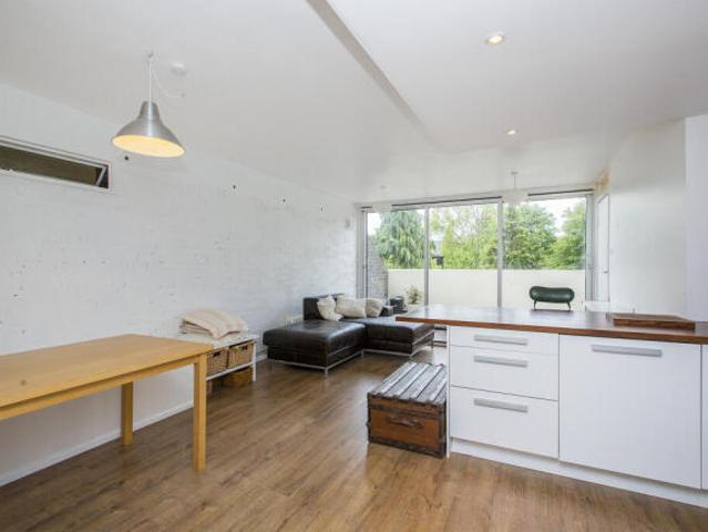 Apartment for rent in Cat Hill