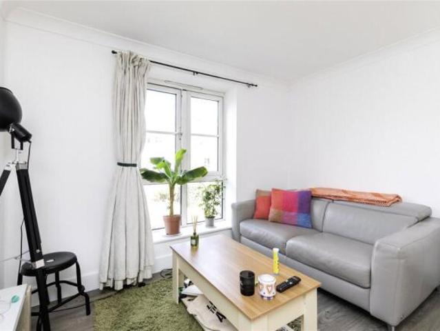 Apartment for rent in Cat Hill